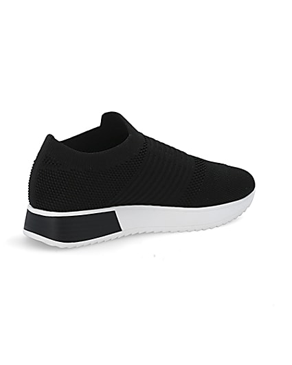 360 degree animation of product Black textured knit runner trainers frame-13