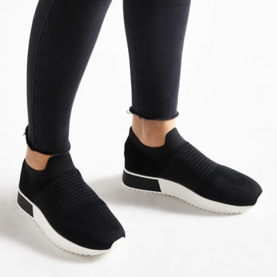 black knit runner trainers