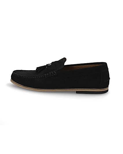 360 degree animation of product Black textured suede tassel loafers frame-4
