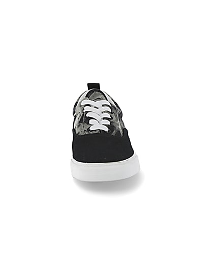 360 degree animation of product Black tie dye lace-up trainers frame-21