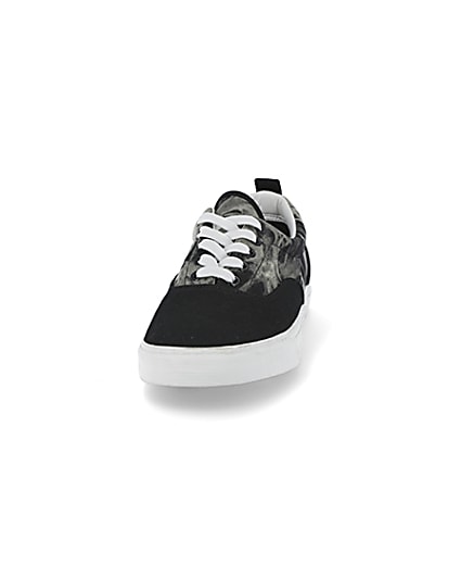 360 degree animation of product Black tie dye lace-up trainers frame-22