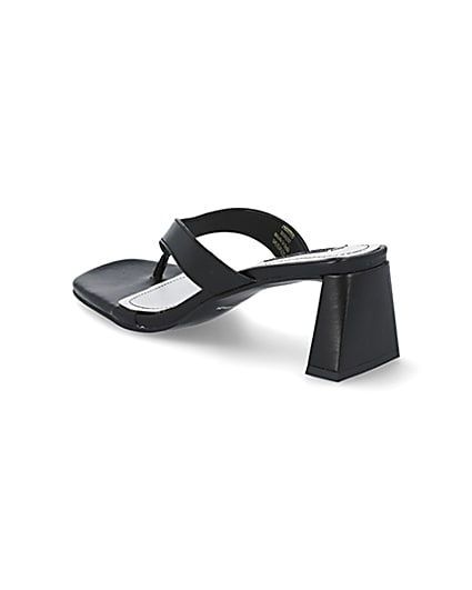 360 degree animation of product Black toe post block heel sandals frame-6