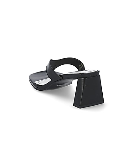 360 degree animation of product Black toe post block heel sandals frame-7