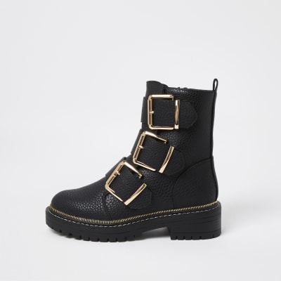 triple black football boots