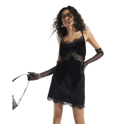 black lace velvet trim open back bodycon dress Mini Slip price_Under 699