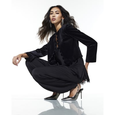 Black Velvet Scallop Trim Trophy Jacket