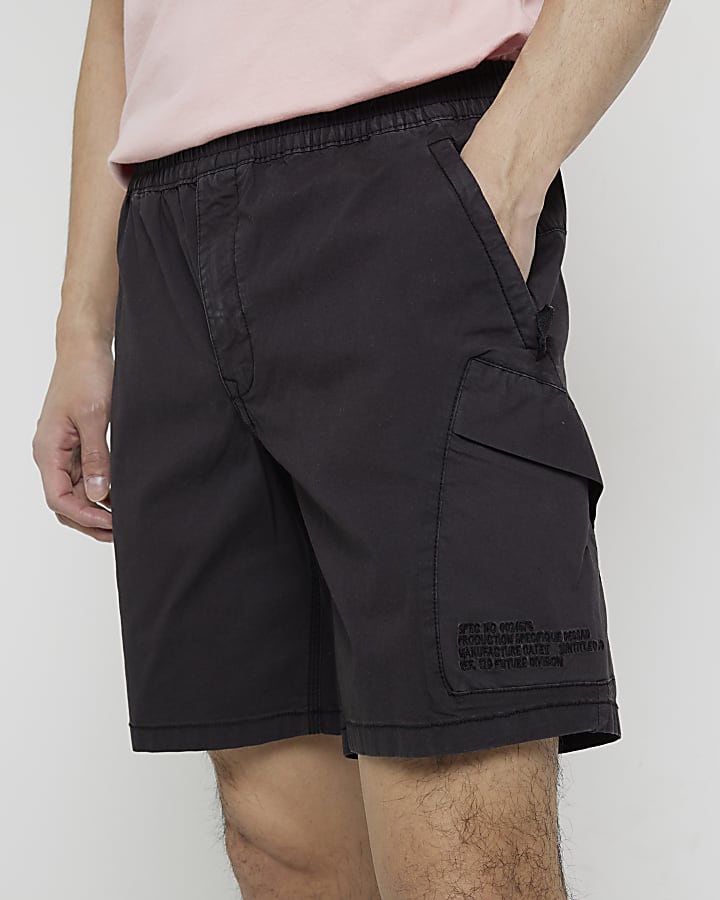 Black washed regular fit pocket cargo shorts