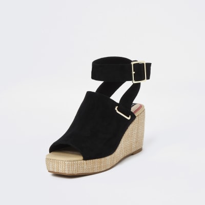 Black wedge shoe boots