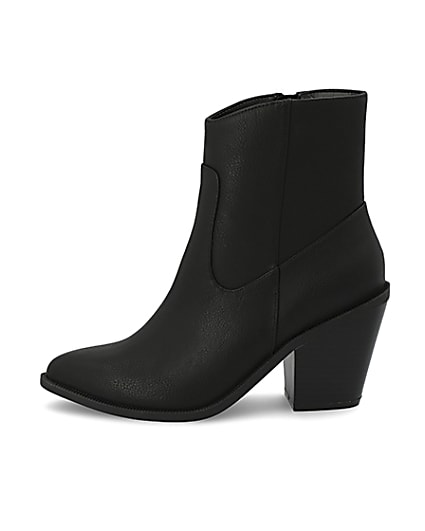 360 degree animation of product Black western heeled ankle boots frame-3
