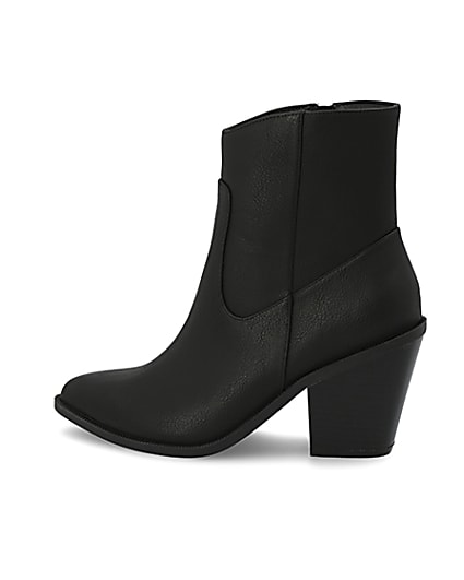 360 degree animation of product Black western heeled ankle boots frame-4