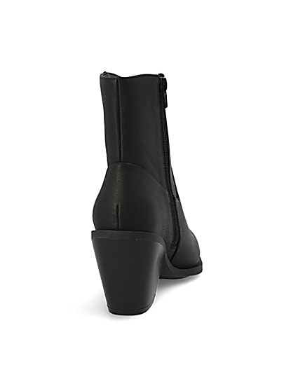 360 degree animation of product Black western heeled ankle boots frame-10