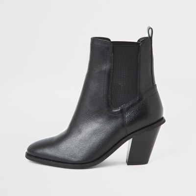wide fit pointed boots