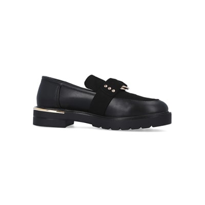 360 degree animation of product Black wide fit buckle chunky loafers frame-16