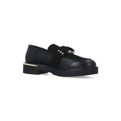 360 degree animation of product Black wide fit buckle chunky loafers frame-17