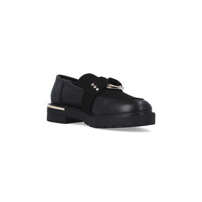360 degree animation of product Black wide fit buckle chunky loafers frame-18