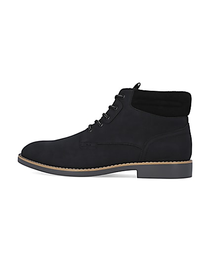 360 degree animation of product Black wide fit chukka boots frame-4