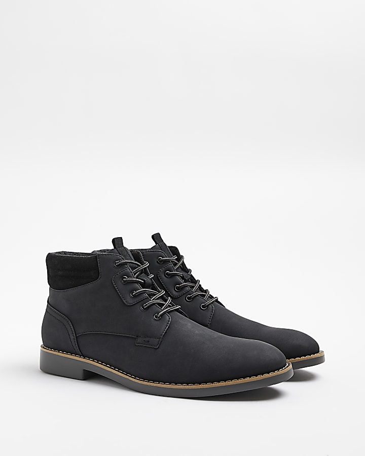 Black wide fit chukka boots