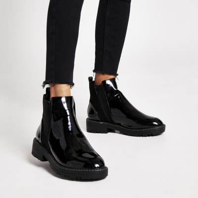 black chunky chelsea ankle boots