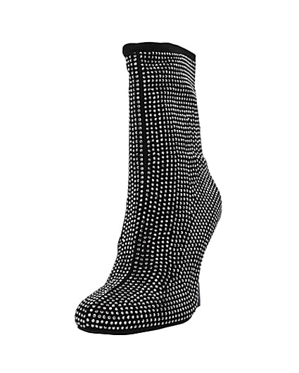 360 degree animation of product Black wide fit embellished heeled ankle boots frame-23