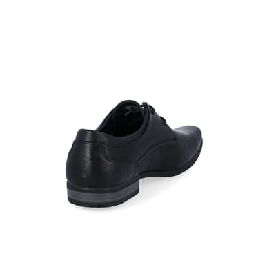 360 degree animation of product Black Wide fit faux leather derby shoes frame-11