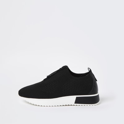 Black Wide fit knitted runner trainers