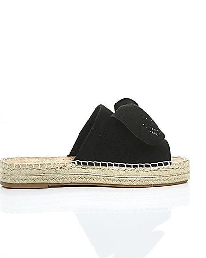 360 degree animation of product Black wide fit laser cut bow espadrille mules frame-9
