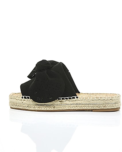 360 degree animation of product Black wide fit laser cut bow espadrille mules frame-20