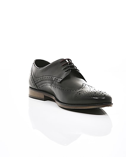 360 degree animation of product Black wide fit leather lace-up brogues frame-6