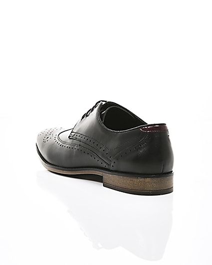 360 degree animation of product Black wide fit leather lace-up brogues frame-18