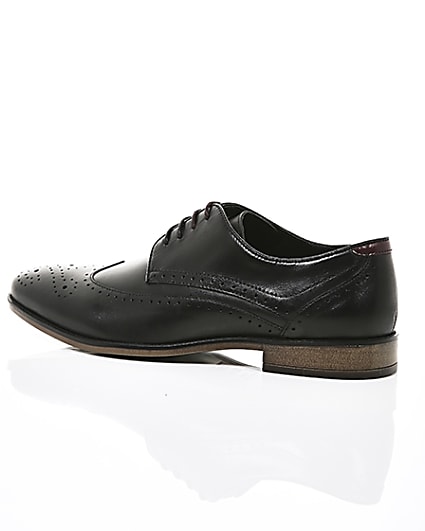 360 degree animation of product Black wide fit leather lace-up brogues frame-20