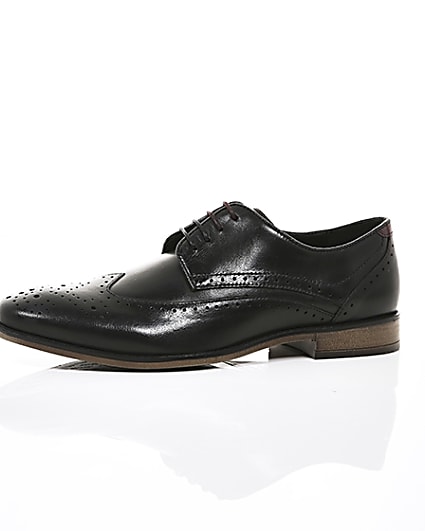 360 degree animation of product Black wide fit leather lace-up brogues frame-23