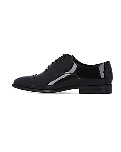 360 degree animation of product Black wide fit Patent Oxford shoes frame-4