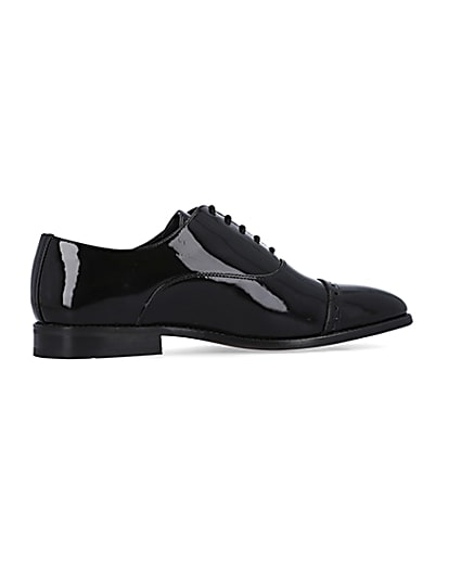 360 degree animation of product Black wide fit Patent Oxford shoes frame-14