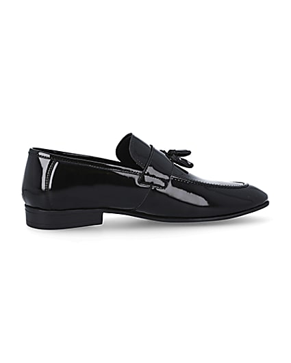 360 degree animation of product Black wide fit patent tassel loafers frame-14