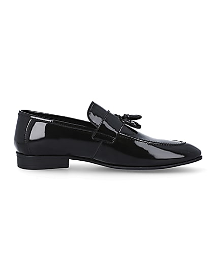 360 degree animation of product Black wide fit patent tassel loafers frame-15