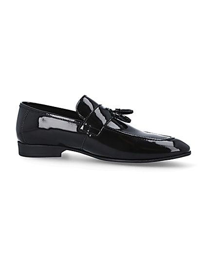 360 degree animation of product Black wide fit patent tassel loafers frame-16