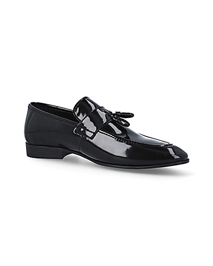 360 degree animation of product Black wide fit patent tassel loafers frame-17