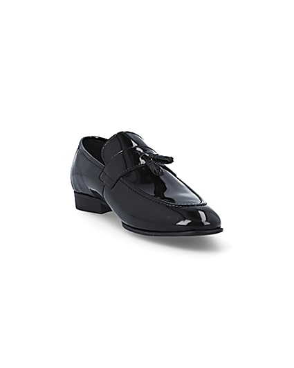 360 degree animation of product Black wide fit patent tassel loafers frame-19