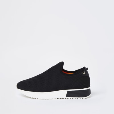 wide trainers