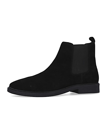 360 degree animation of product Black wide fit Suede Chelsea Boots frame-2