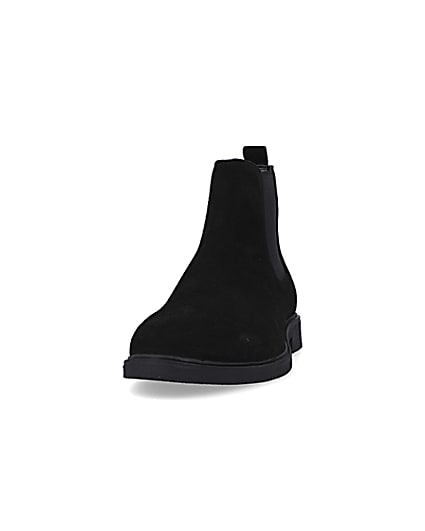 360 degree animation of product Black wide fit Suede Chelsea Boots frame-22