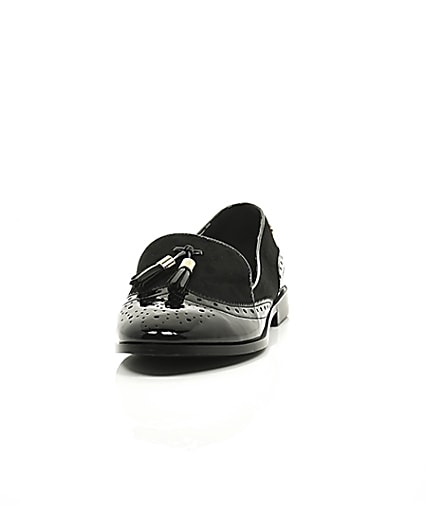 360 degree animation of product Black wide fit tassel patent shoes frame-3