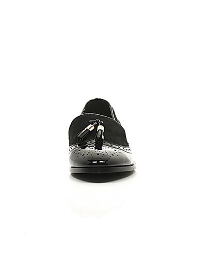 360 degree animation of product Black wide fit tassel patent shoes frame-4