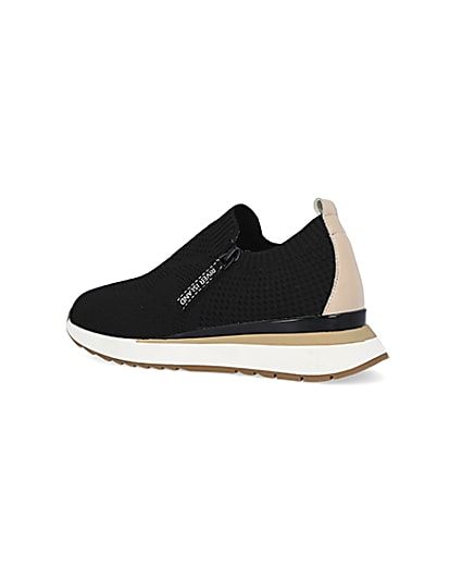 360 degree animation of product Black wide knitted trainers frame-5