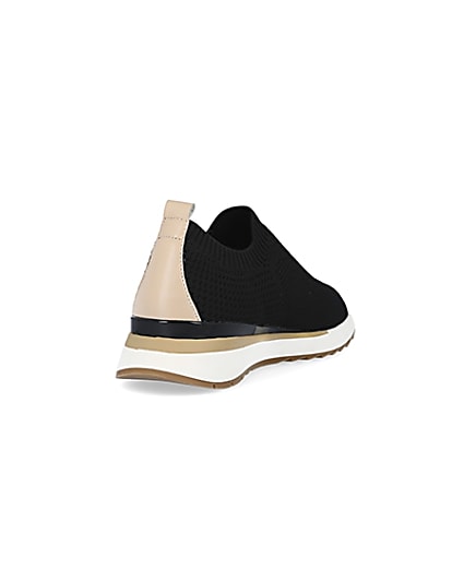 360 degree animation of product Black wide knitted trainers frame-11