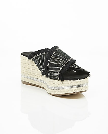 360 degree animation of product Black woven chain trim espadrille wedges frame-6