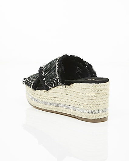 360 degree animation of product Black woven chain trim espadrille wedges frame-18