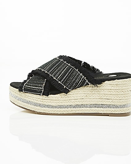 360 degree animation of product Black woven chain trim espadrille wedges frame-21