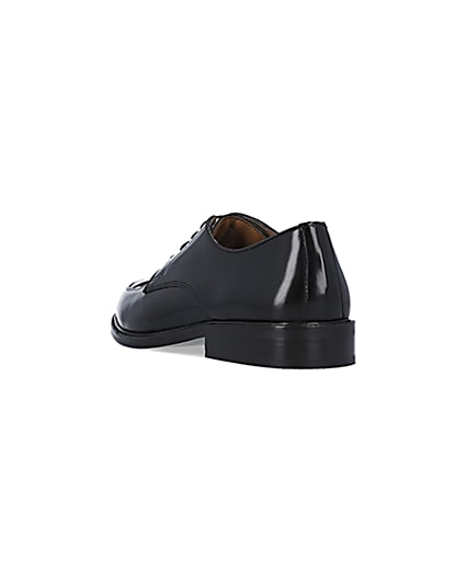 360 degree animation of product Black woven derby shoes frame-7