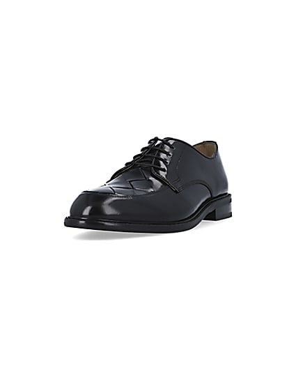 360 degree animation of product Black woven derby shoes frame-23